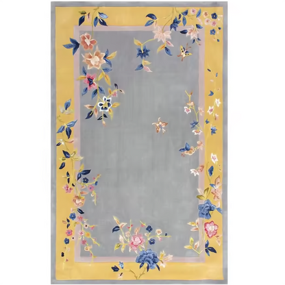 Vibrant Rug With Exuberant Floral Pattern