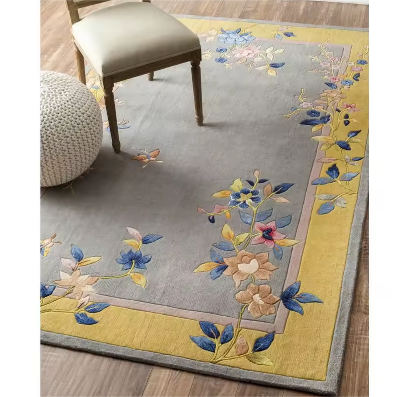 Vibrant Rug With Exuberant Floral Pattern